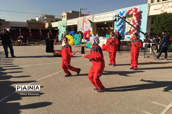 اختتامیه پنجمین المپیاد ورزشی درون مدرسه‌ای خوزستان در مدرسه دخترانه مهشاد شیرازی ناحیه ۴ اهواز