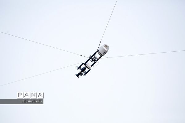 دیدار تیم‌های فوتبال پرسپولیس و پدیده