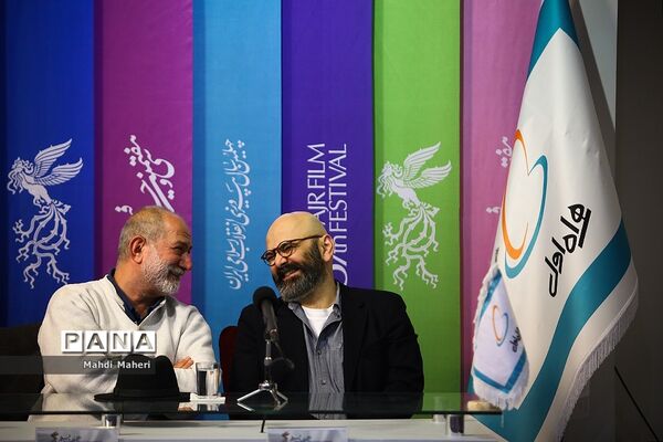 نشست‌های پرسش و پاسخ فیلم‌های  هشتمین روز سی و هفتمین جشنواره فیلم فجر