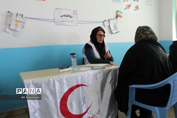کاروان سلامت هلال احمر در روستای دوک و زیلت قائم‌شهر