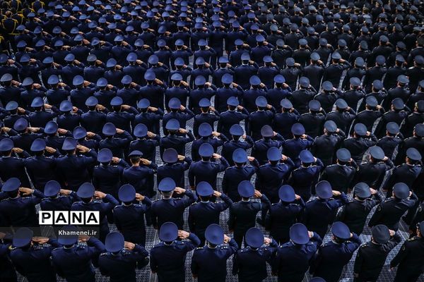 دیدار فرماندهان و کارکنان نیروی هوایی ارتش با رهبر انقلاب