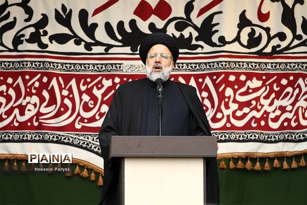 اجتماع بزرگ هیئت‌‌های عاشورای فاطمی در میدان هفت تیر