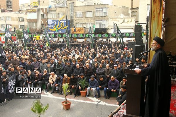 اجتماع بزرگ هیئت‌‌های عاشورای فاطمی در میدان هفت تیر