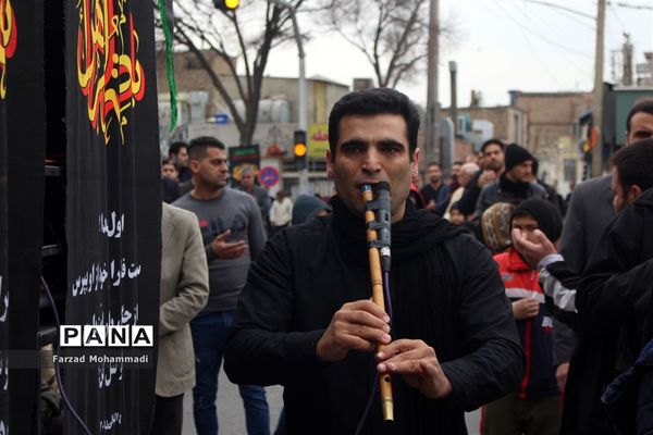 دسته‌ عزاداری هیئت رهروان شهدا به‌مناسبت ایام فاطمیه