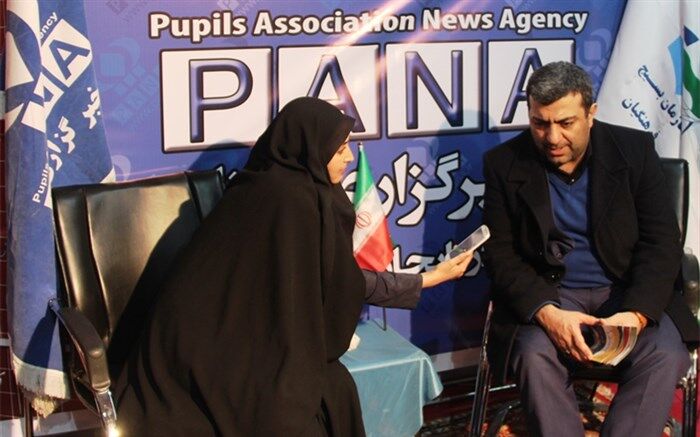 دانش آموزان نقش جریان سازی در مسیر پیروزی انقلاب را بر عهده داشتند