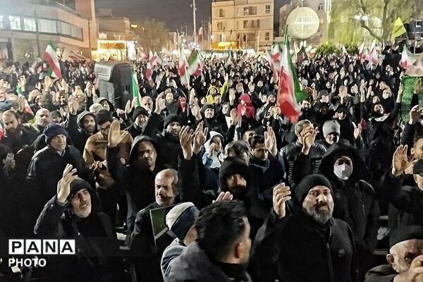 شور انقلابی مردم شهرری در میدان نماز 