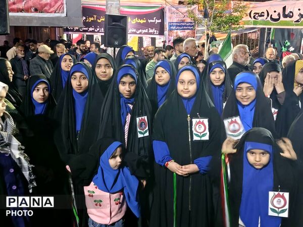 اربعین رهبر شهید انقلاب و شهدای میناب در گلوگاه 
