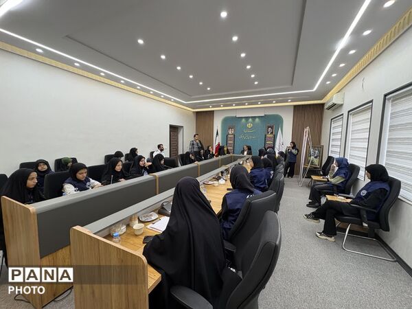 استانداری یزد میزبان خبرنگاران پانا