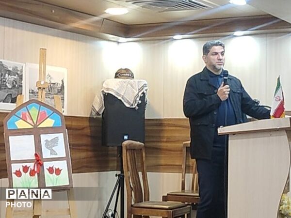 تجلیل از نویسندگان دهه هشتادی و نودی حوزه دفاع مقدس