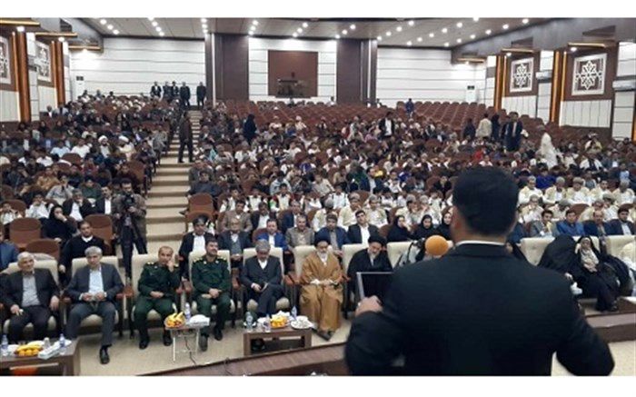 سالانه برای  200 تا 250  هزار پسر  جشن تکلیف برگزار می شود