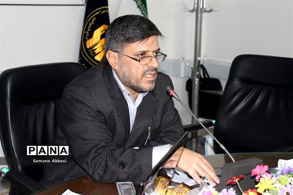 نشست هم‌اندیشی «دوشنبه‌های پر مهر»