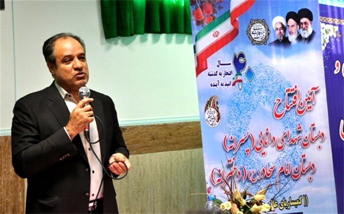 نماینده مردم شهریار ، قدس و ملارد در مجلس شورای اسلامی  : باید با ایجاد همدلی ، وفاق و آشتی ملی در جهت آسایش مردم قدم برداریم