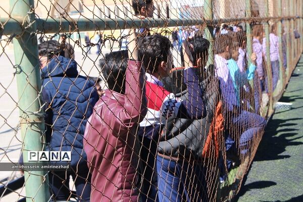 افتتاحیه مسابقات فوتبال دبیرستان ایرانشهر