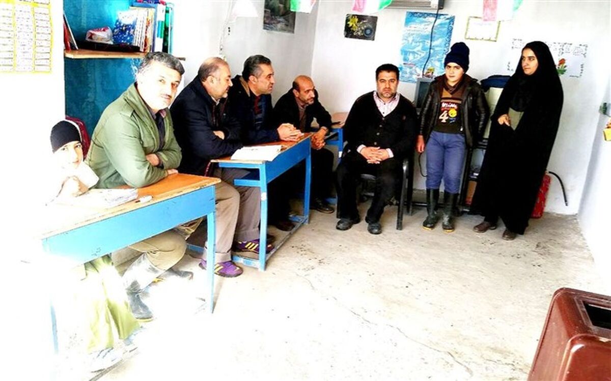 دبستان روستای مَران در تنکابن 3 دانش‌آموز دارد