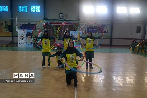 اختتامیه پنجمین دوره المپیاد ورزشی درون مدرسه‌ای به میزبانی دبیرستان دکتر شاهی ناحیه یک یزد