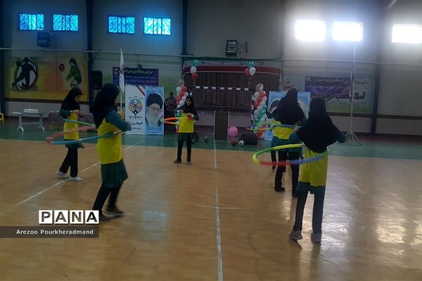 اختتامیه پنجمین دوره المپیاد ورزشی درون مدرسه‌ای به میزبانی دبیرستان دکتر شاهی ناحیه یک یزد