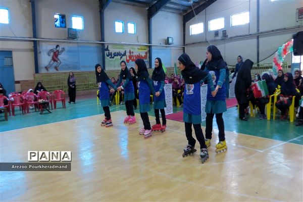 اختتامیه پنجمین دوره المپیاد ورزشی درون مدرسه‌ای به میزبانی دبیرستان دکتر شاهی ناحیه یک یزد