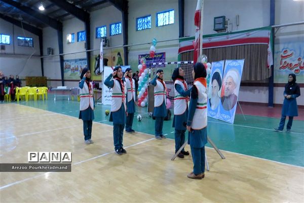 اختتامیه پنجمین دوره المپیاد ورزشی درون مدرسه‌ای به میزبانی دبیرستان دکتر شاهی ناحیه یک یزد