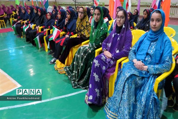 اختتامیه پنجمین دوره المپیاد ورزشی درون مدرسه‌ای به میزبانی دبیرستان دکتر شاهی ناحیه یک یزد