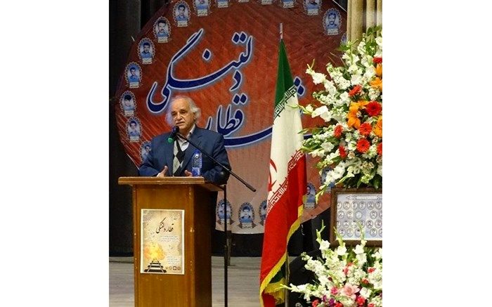 برگزاری شب شعر «قطار دلتنگی»