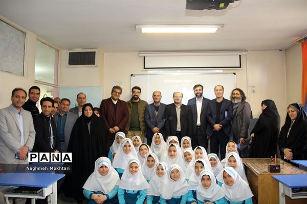 هفته سرود و نمایش در ناحیه یک ری