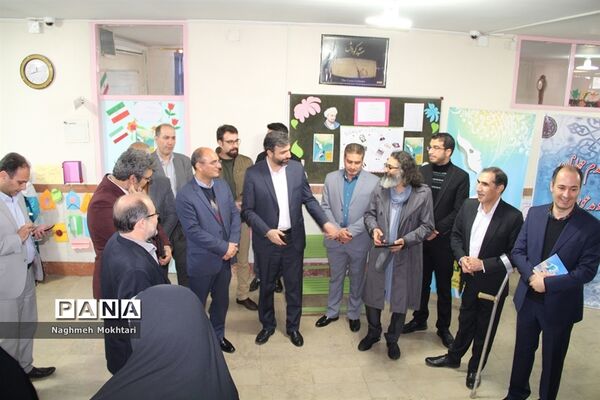 هفته سرود و نمایش در ناحیه یک ری
