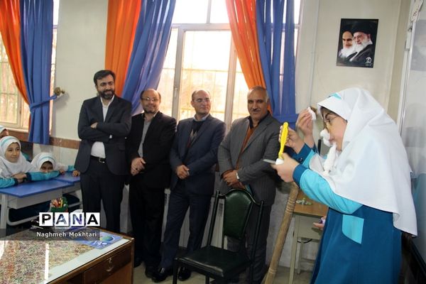 هفته سرود و نمایش در ناحیه یک ری