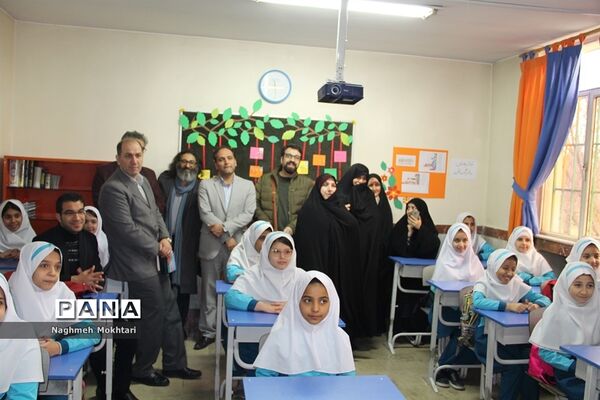 هفته سرود و نمایش در ناحیه یک ری