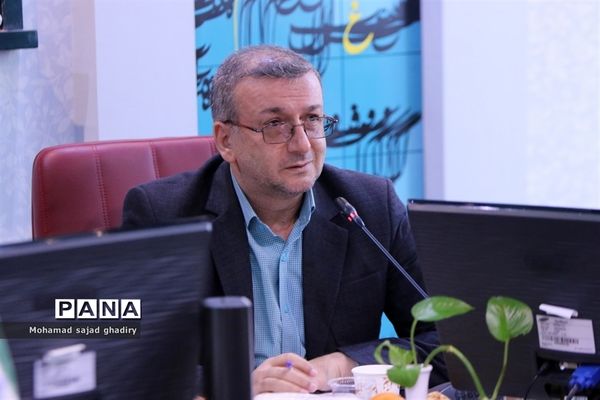 دومین نشست قطبی نهمین دوره مجلس دانش‌آموزی-2