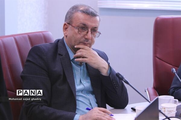 دومین نشست قطبی نهمین دوره مجلس دانش‌آموزی-2