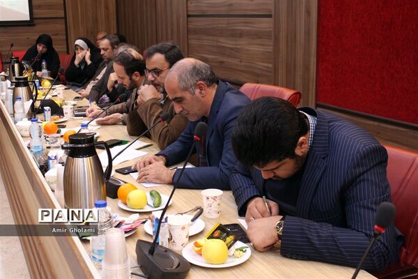 نشست قائم مقام وزیر با مدیرکل و مسئولان آموزش و پرورش شهرستان‌های تهران