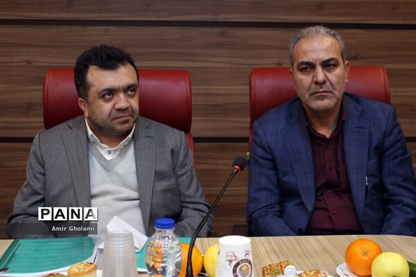 نشست قائم مقام وزیر با مدیرکل و مسئولان آموزش و پرورش شهرستان‌های تهران
