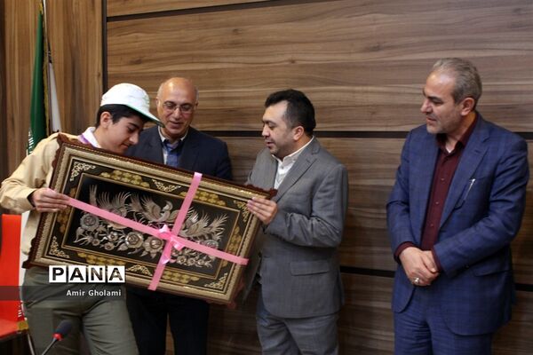 نشست قائم مقام وزیر با مدیرکل و مسئولان آموزش و پرورش شهرستان‌های تهران