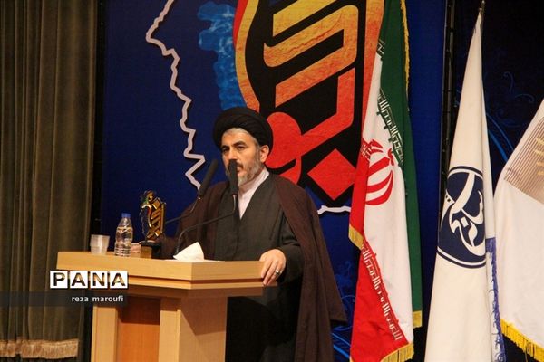 آیین تجلیل از برترین‌های نخستین جشنواره رسانه‌ای ابوذر در آذربایجان غربی