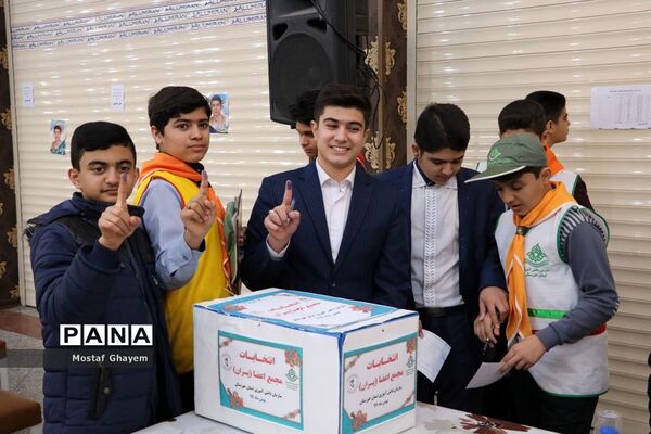 انتخابات مجامع اعضاءو مربیان سازمان دانش‌آموزی استان خوزستان/یک