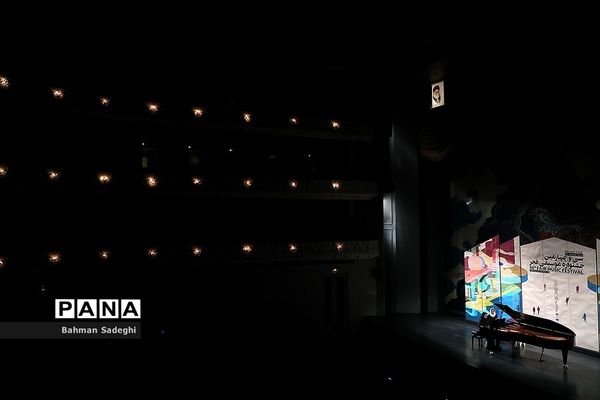 پنجمین  شب سی و چهارمین جشنواره موسیقی فجر