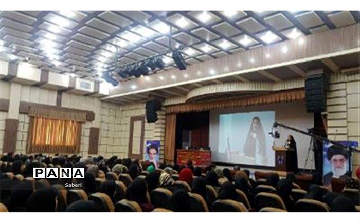طرح مدارس مهارتی دغدغه اشتغال جوانان را حل می کند