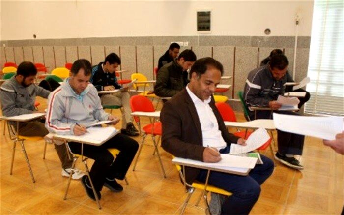 برگزاری آزمون تئوری مرحله منطقه ای رقابت های علمی و تخصصی معلمان تربیت بدنی و آموزگاران پایه سراسر استان یزد