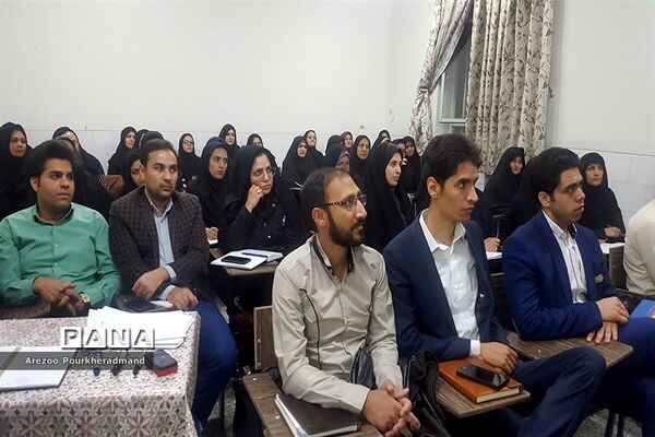 بازدید رئیس اداره استعدادهای درخشان یزد از دوره ضمن خدمت طرح ملی شهاب