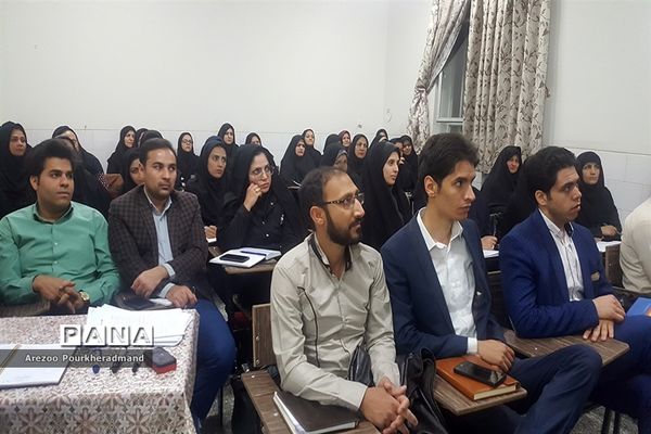 بازدید رئیس اداره استعدادهای درخشان یزد از دوره ضمن خدمت طرح ملی شهاب