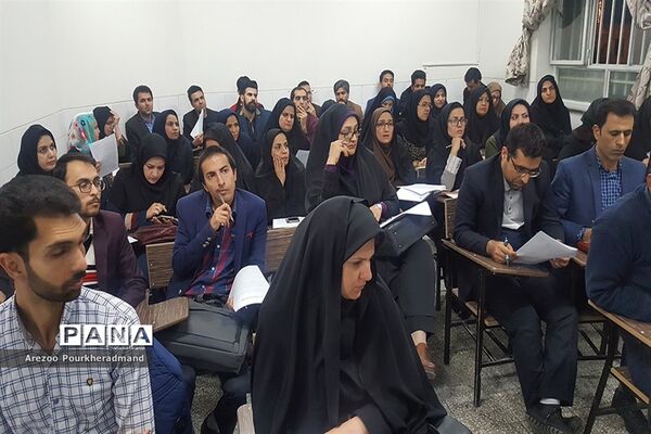 بازدید رئیس اداره استعدادهای درخشان یزد از دوره ضمن خدمت طرح ملی شهاب