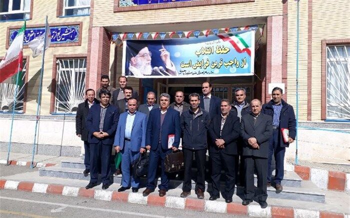مدرسه ای در شهرستان اهر که توسط اولیای دانش آموزان  اداره می شود
