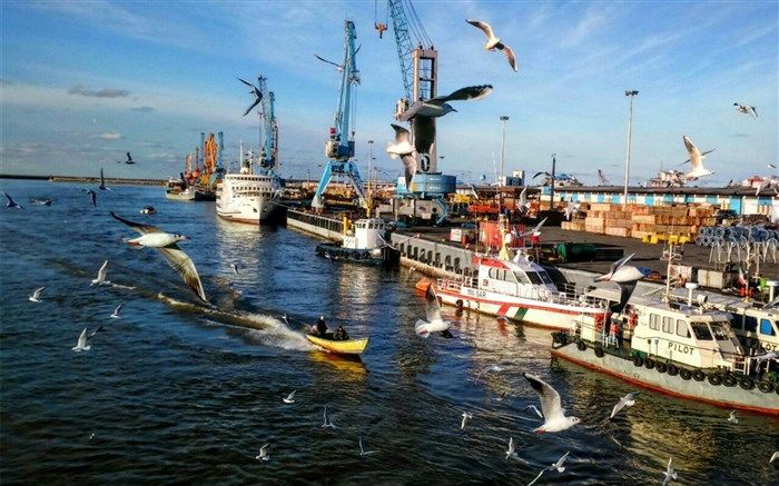 اشتغال ۲ هزار نفر با بهره‌برداری از ۲۲ طرح عمرانی بندر شهیدرجایی