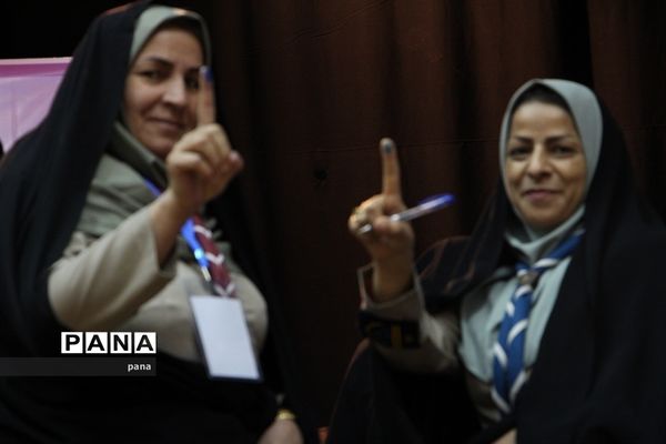 انتخابات مجامع اعضا و مربیان سازمان دانش‌آموزی استان خراسان جنوبی