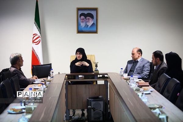 دیدار مدیران انجمن سواد رسانه‌ای ایران با  معاون آموزش ابتدایی وزارت آموزش و پرورش