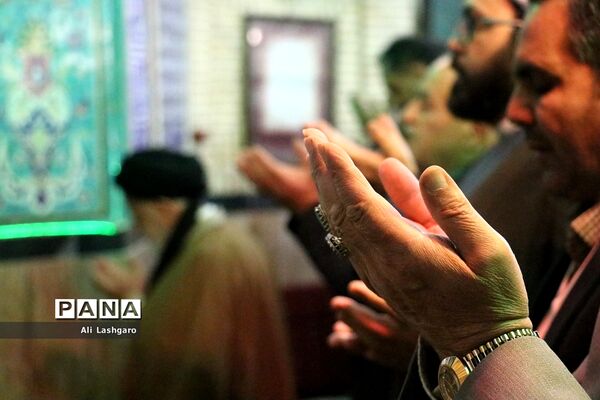 دیدار رئیس سازمان بسیج مستضعفان با آیت‌الله شاهچراغی