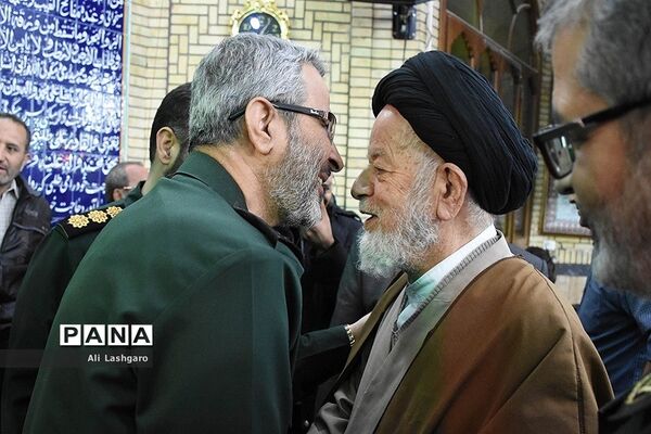 دیدار رئیس سازمان بسیج مستضعفان با آیت‌الله شاهچراغی