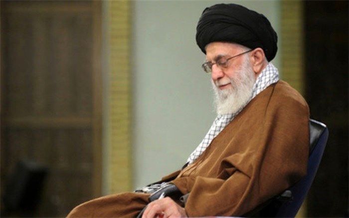 نظر رهبر انقلاب درباره «حجاب با چادر رنگی»