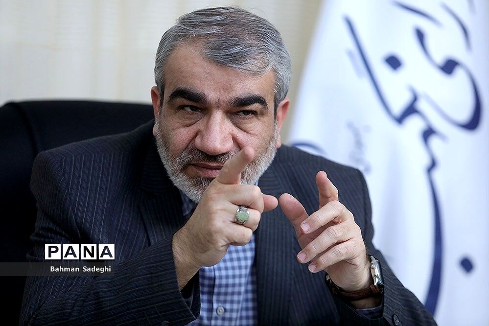 کدخدایی: کسی نمی‌تواند با همه‌پرسی مخالف باشد