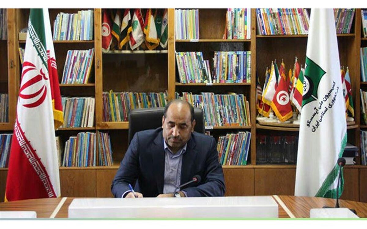 دعوت قائم مقام وزیر آموزش و‌پرورش در اموربین الملل از فرهنگیان و دانش آموزان مدارس ایران در خارج از کشور برای حضور در راهپیمایی 22 بهمن